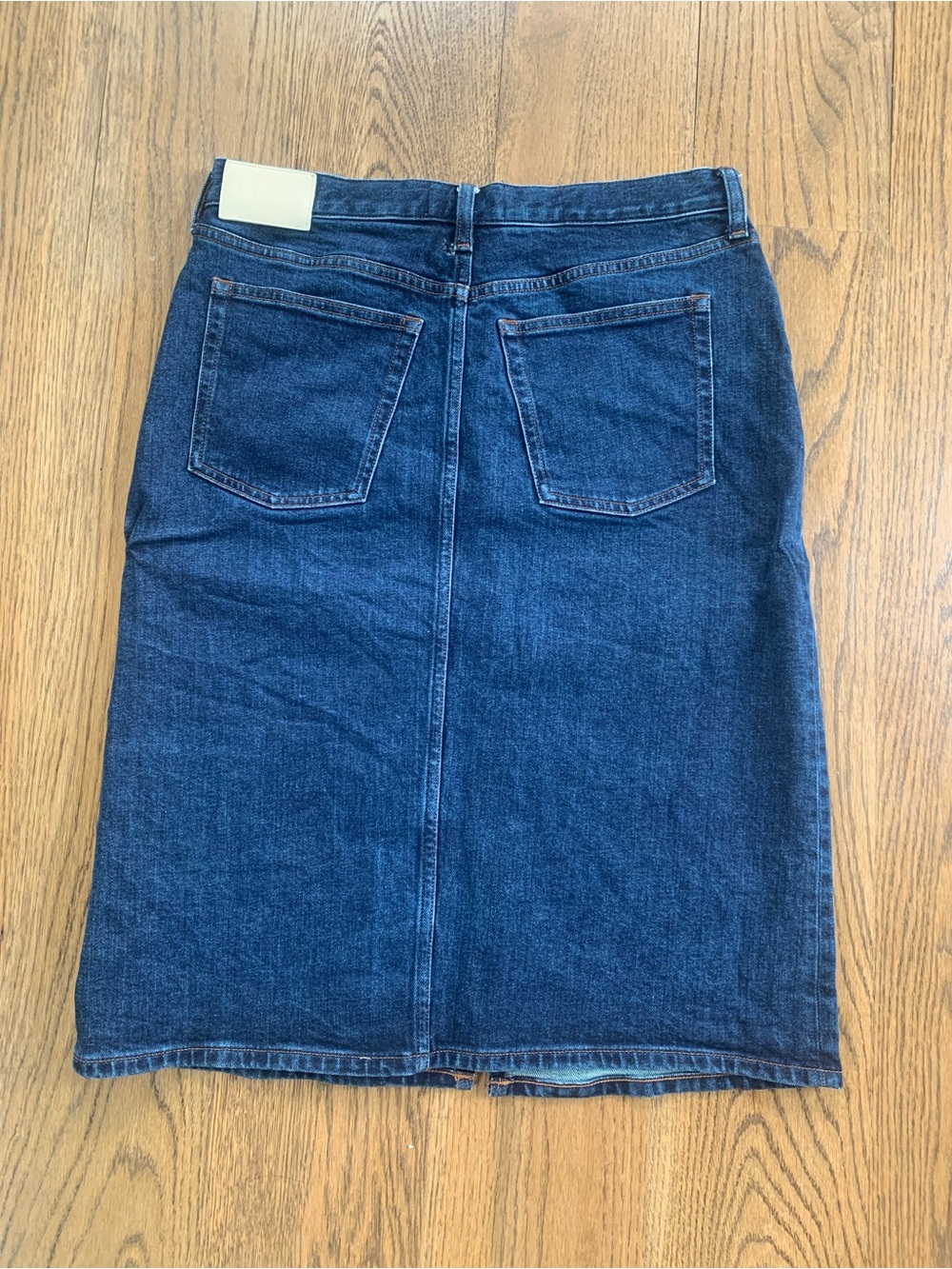 Everlane Dark Blue Denim Skirt with Leather Patch - Picture 2 of 4